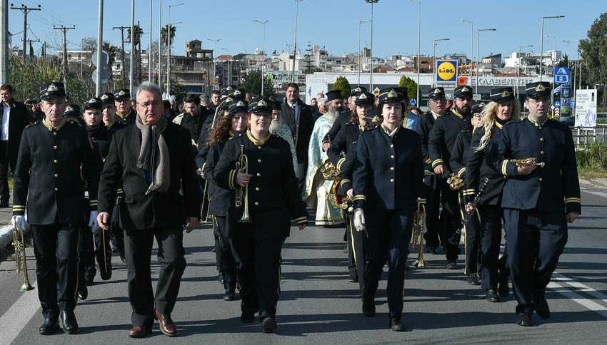 PHOTO2